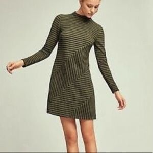 Hutch Anthropologie | EUC size med | green/black striped shift dress. Long slvs